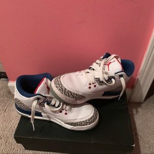 Jordan retro 3s